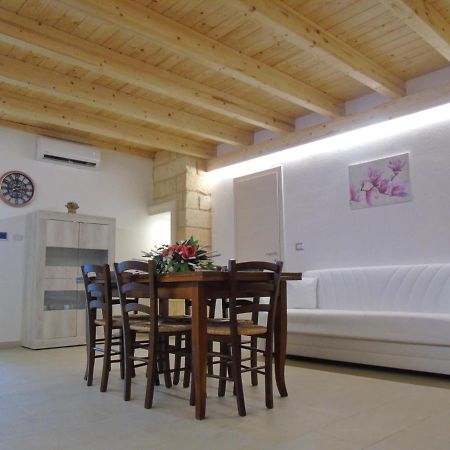 Glem Luxury Apartment Copertino Bagian luar foto