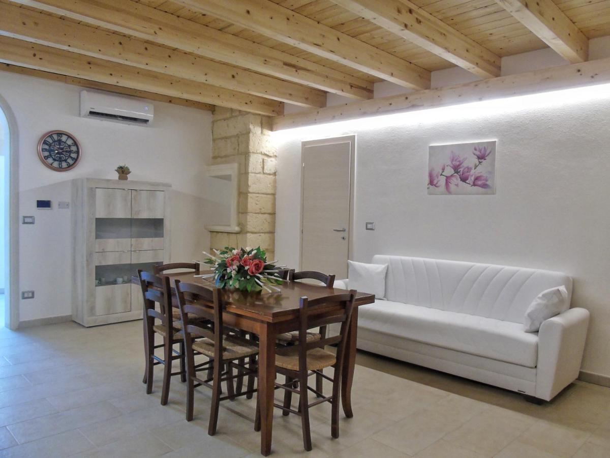 Glem Luxury Apartment Copertino Bagian luar foto